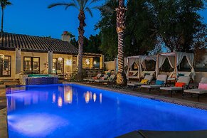 Villa del Gallo by Avantstay Luxury Group Retreat Pool Putting Green