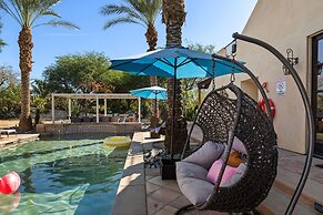 Villa del Gallo by Avantstay Luxury Group Retreat Pool Putting Green