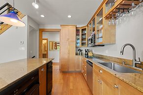 Mi Casa Su Casa by Avantstay Lakefront Escape