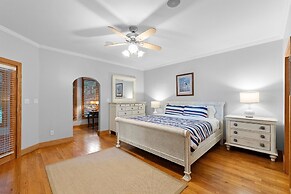 Mi Casa Su Casa by Avantstay Lakefront Escape