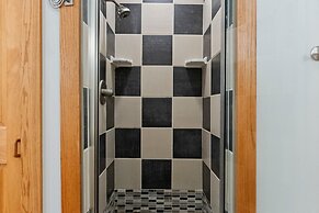 Mi Casa Su Casa by Avantstay Lakefront Escape