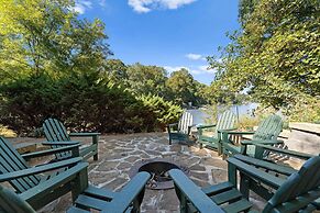 Mi Casa Su Casa by Avantstay Lakefront Escape