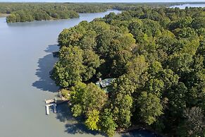 Mi Casa Su Casa by Avantstay Lakefront Escape