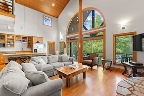 Mi Casa Su Casa by Avantstay Lakefront Escape