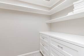 Fins and Feathers by Avantstay Waterfront Dock