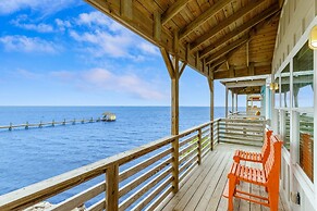 Fins and Feathers by Avantstay Waterfront Dock