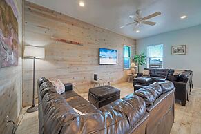 Keeper Red by Avantstay Pool Private Boat Dock