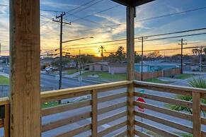 Keeper Red by Avantstay Pool Private Boat Dock