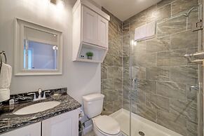 Keeper Red by Avantstay Pool Private Boat Dock