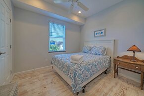 Keeper Red by Avantstay Pool Private Boat Dock