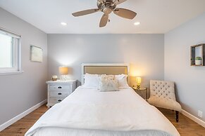 Ocean Breeze Buyout by Avantstay Steps to Beach