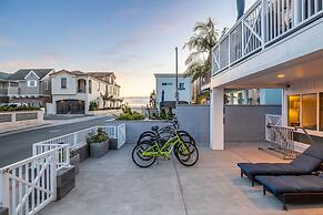 Ocean Breeze Buyout by Avantstay Steps to Beach