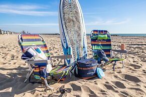 Ocean Breeze Buyout by Avantstay Steps to Beach