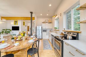 Buttercup Bay Hideaway by Avantstay Cozy Escape w Fire Pit Walk to Bea