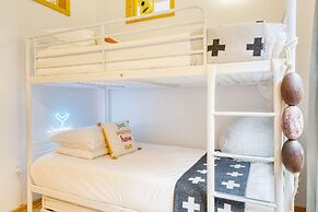 Buttercup Bay Hideaway by Avantstay Cozy Escape w Fire Pit Walk to Bea