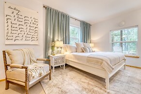 Buttercup Bay Hideaway by Avantstay Cozy Escape w Fire Pit Walk to Bea