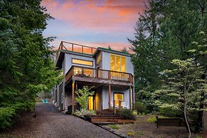 Buttercup Bay Hideaway by Avantstay Cozy Escape w Fire Pit Walk to Bea