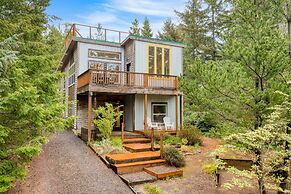 Buttercup Bay Hideaway by Avantstay Cozy Escape w Fire Pit Walk to Bea