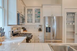 Destin Dream by Avantstay 2-story Home Walk to Beach Hot Tub Golf Cart