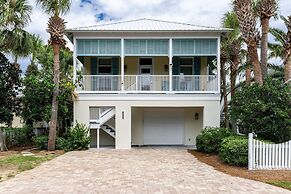 Destin Dream by Avantstay 2-story Home Walk to Beach Hot Tub Golf Cart