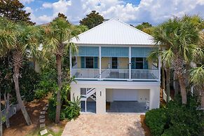 Destin Dream by Avantstay 2-story Home Walk to Beach Hot Tub Golf Cart