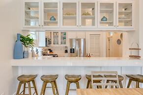 Destin Dream by Avantstay 2-story Home Walk to Beach Hot Tub Golf Cart