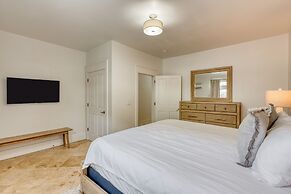 Destin Dream by Avantstay 2-story Home Walk to Beach Hot Tub Golf Cart