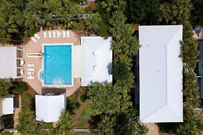 Destin Dream by Avantstay 2-story Home Walk to Beach Hot Tub Golf Cart