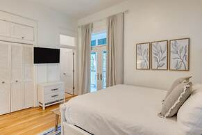 Destin Dream by Avantstay 2-story Home Walk to Beach Hot Tub Golf Cart