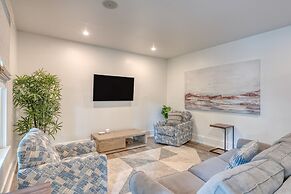 Destin Dream by Avantstay 2-story Home Walk to Beach Hot Tub Golf Cart