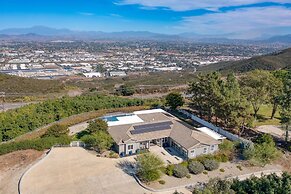Summit Ranch by Avantstay Infinity Pool Views