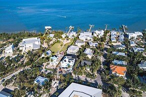 Coco Mango by Avantstay Chic and Private Captiva Escape