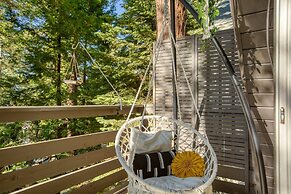 A-frame Retreat by Avantstay Modern Interiors 2 Decks Views