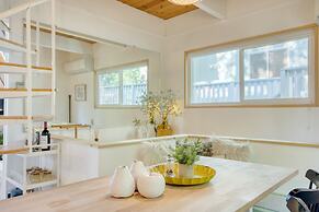 A-frame Retreat by Avantstay Modern Interiors 2 Decks Views