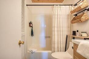 A-frame Retreat by Avantstay Modern Interiors 2 Decks Views