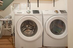 A-frame Retreat by Avantstay Modern Interiors 2 Decks Views