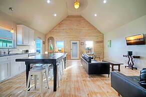 Cooper s Hawk by Avantstay Pool Boat Dock