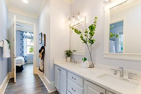 Cobalt Coast by Avantstay 7bdr Steps From Beach