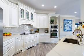 Cobalt Coast by Avantstay 7bdr Steps From Beach