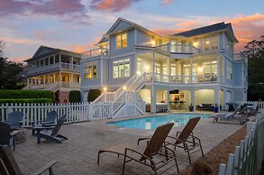 Cobalt Coast by Avantstay 7bdr Steps From Beach