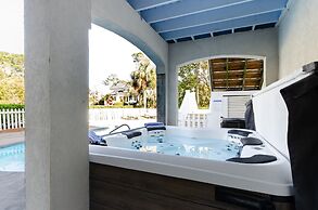 Cobalt Coast by Avantstay 7bdr Steps From Beach