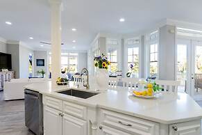 Cobalt Coast by Avantstay 7bdr Steps From Beach