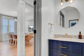 Sand Wedge by Avantstay Right on the Golf Course