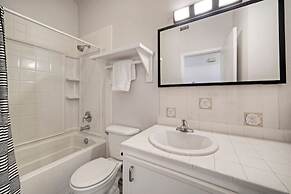 Sea Therapy by Avantstay Private Pool Balcony Sunset Views