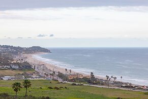 Stardust by Avantstay Views Hot Tub Pool Table