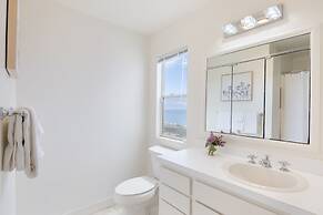 Stardust by Avantstay Views Hot Tub Pool Table