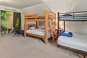 Alpine Serenity by Avantstay Beach Lake Access Theater Deck Playroom