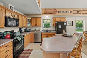 Alpine Serenity by Avantstay Beach Lake Access Theater Deck Playroom