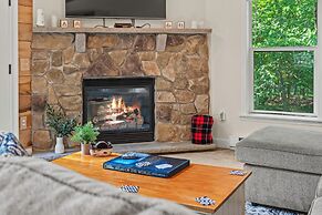 Alpine Serenity by Avantstay Beach Lake Access Theater Deck Playroom