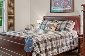 Alpine Serenity by Avantstay Beach Lake Access Theater Deck Playroom